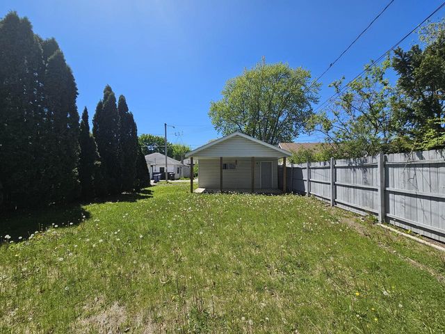 1324 Hayes AVENUE, Racine, WI 53405
