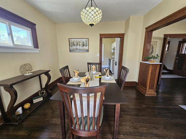 1324 Hayes AVENUE, Racine, WI 53405