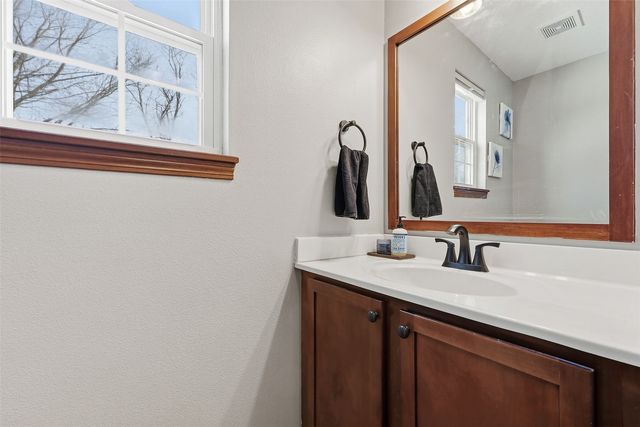 1678 Burr Dr, North Liberty, IA 52317