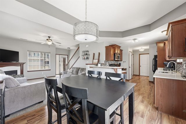 1678 Burr Dr, North Liberty, IA 52317