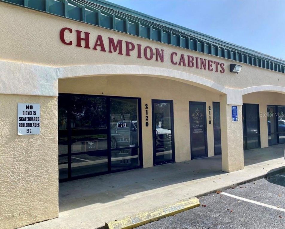 2120 MANATEE AVENUE E, BRADENTON, FL 34208 — exterior