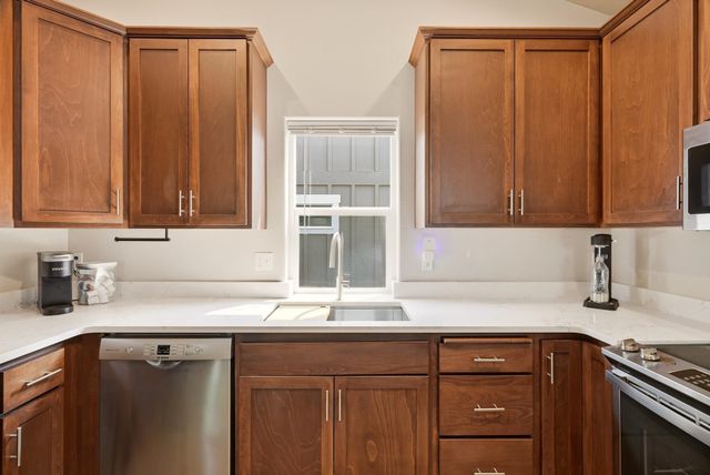 1853 W Bridge Ave, Spokane, WA 99201