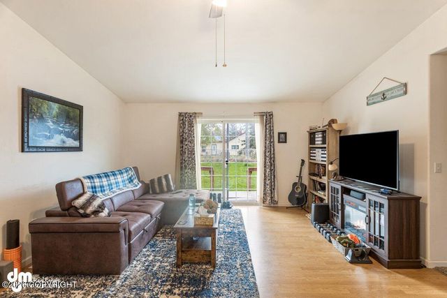 1421 S Bonanza Street, Palmer, AK 99645