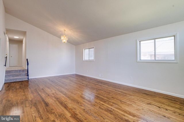 5116 THE ALAMEDA, Baltimore, MD 21239