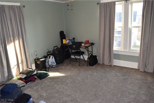 613 E Main Street, Barnesville, OH 43713