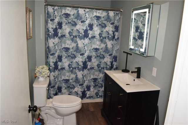 613 E Main Street, Barnesville, OH 43713