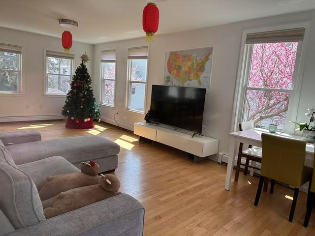 21 Albemarle Ave., Lexington, MA 02420