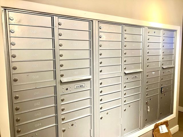 130 John St G01, Lowell, MA 01852