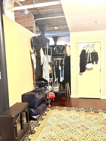 130 John St G01, Lowell, MA 01852