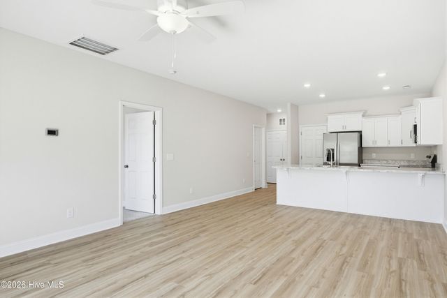 223 Sandpiper Place, Holly Ridge, NC 28445