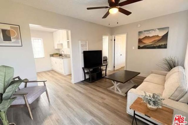 4416 S San Pedro Street, Los Angeles, CA 90011