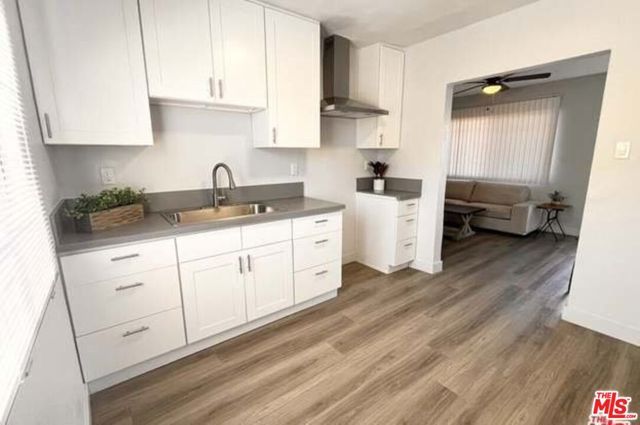 4416 S San Pedro Street, Los Angeles, CA 90011