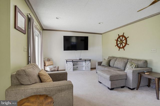 1015 GLEBE VIEW LN, Lottsburg, VA 22511