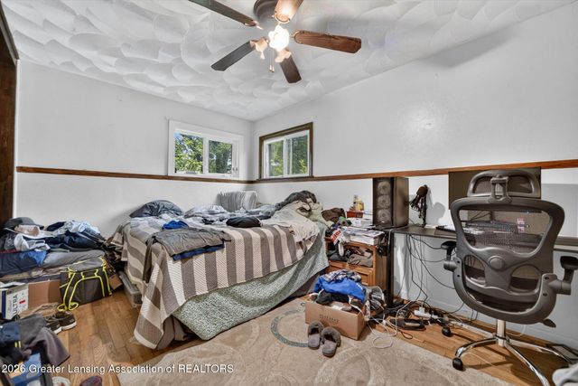 2212 Auburn Avenue, Holt, MI 48842