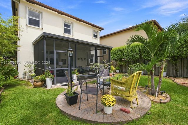 2466 NE 3rd Ct, Homestead, FL 33033