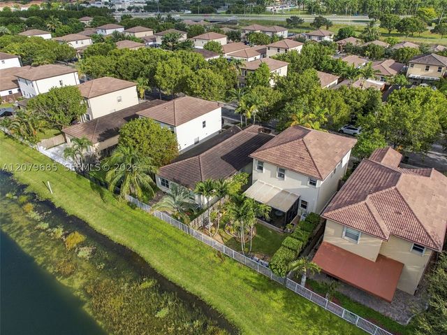 2466 NE 3rd Ct, Homestead, FL 33033