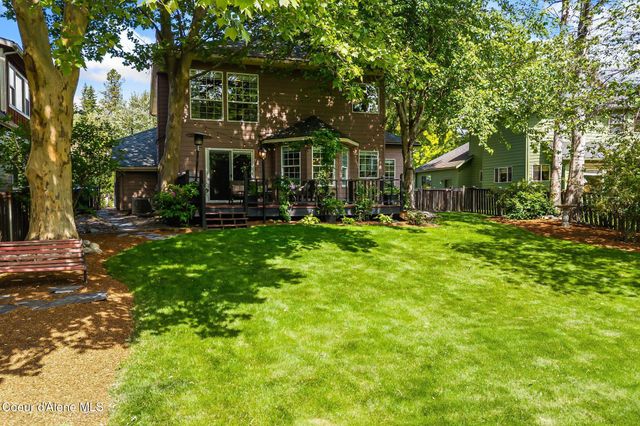 1407 Mathison DR, Sandpoint, ID 83864