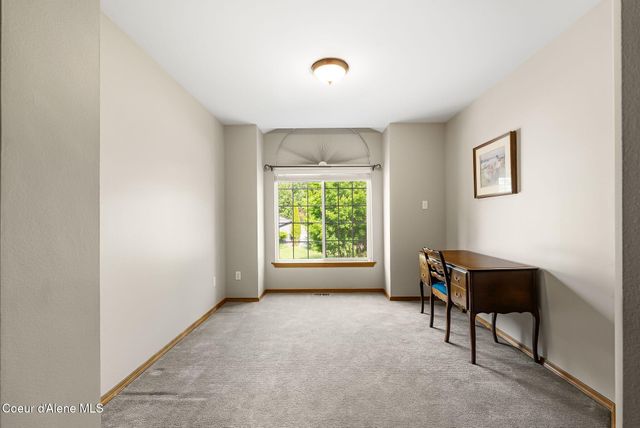 1407 Mathison DR, Sandpoint, ID 83864