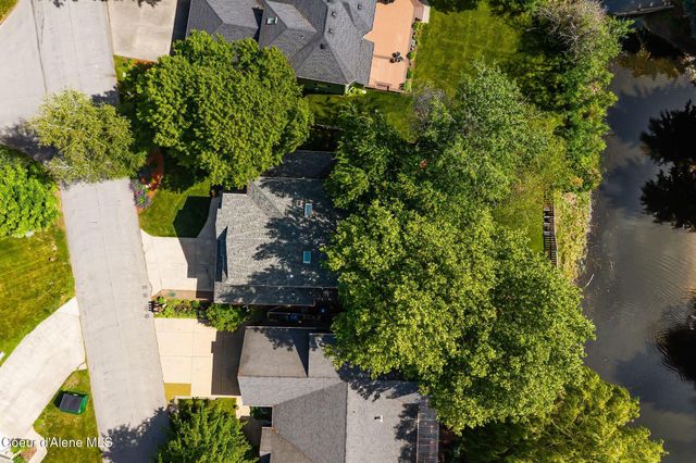 1407 Mathison DR, Sandpoint, ID 83864