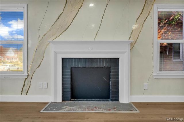 18458 Snowden Street, Detroit, MI 48235