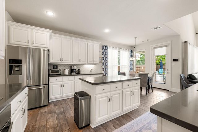 3909 Lupin Bush Lane, Manvel, TX 77578