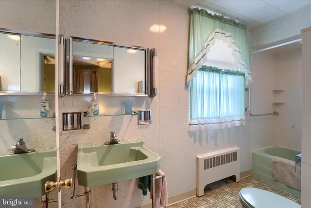 304 N 2ND ST, Lykens, PA 17048