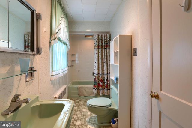 304 N 2ND ST, Lykens, PA 17048