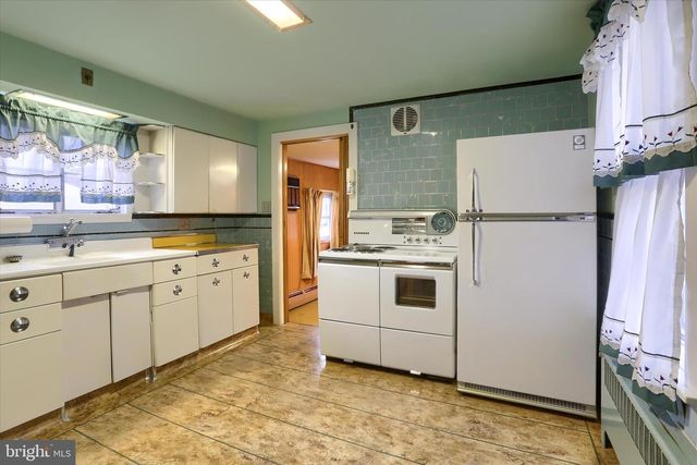 304 N 2ND ST, Lykens, PA 17048