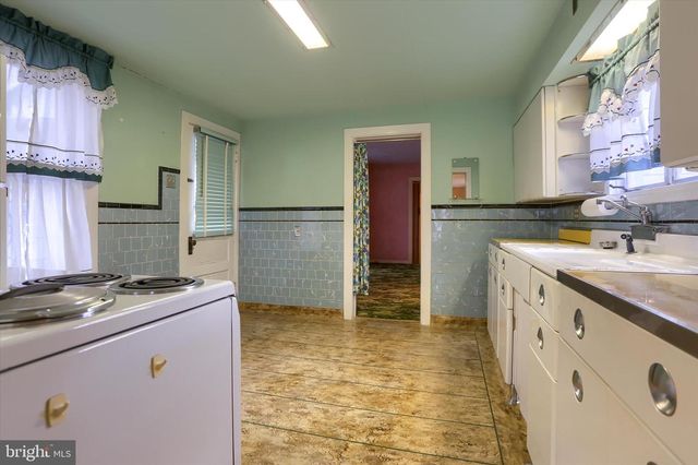 304 N 2ND ST, Lykens, PA 17048