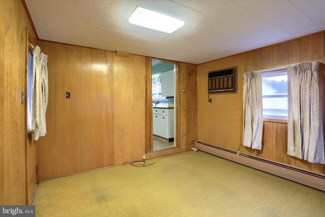 304 N 2ND ST, Lykens, PA 17048