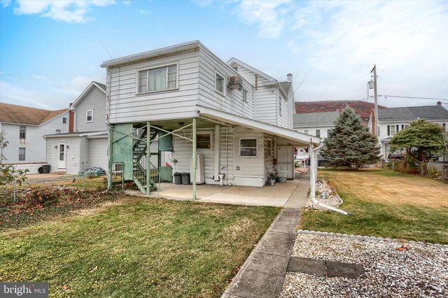 304 N 2ND ST, Lykens, PA 17048