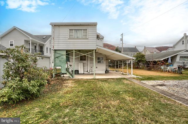 304 N 2ND ST, Lykens, PA 17048