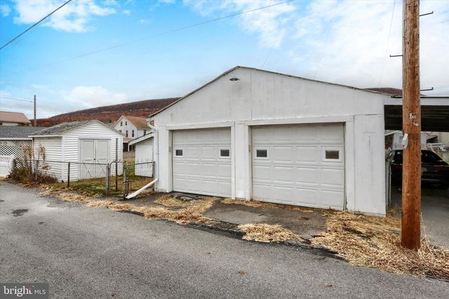 304 N 2ND ST, Lykens, PA 17048