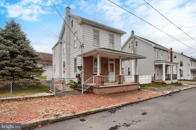 304 N 2ND ST, Lykens, PA 17048