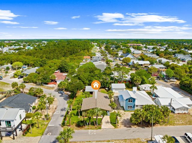 17850 Lynn Street, Panama City Beach, FL 32413