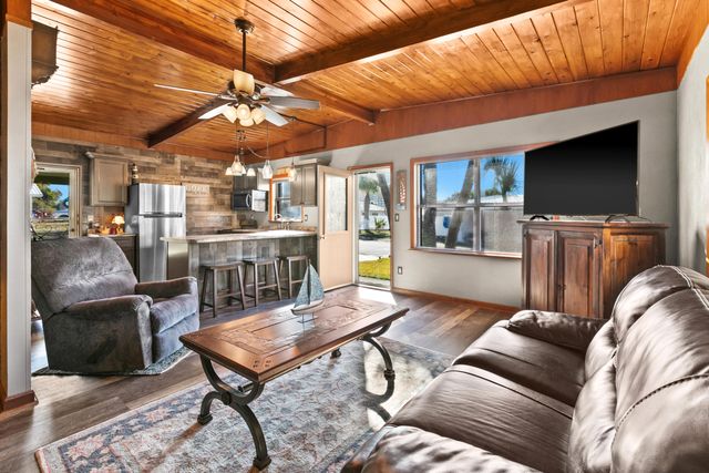 17850 Lynn Street, Panama City Beach, FL 32413