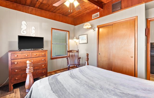 17850 Lynn Street, Panama City Beach, FL 32413