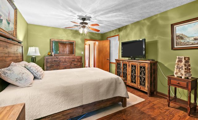 17850 Lynn Street, Panama City Beach, FL 32413