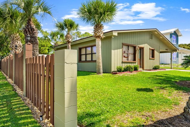 17850 Lynn Street, Panama City Beach, FL 32413