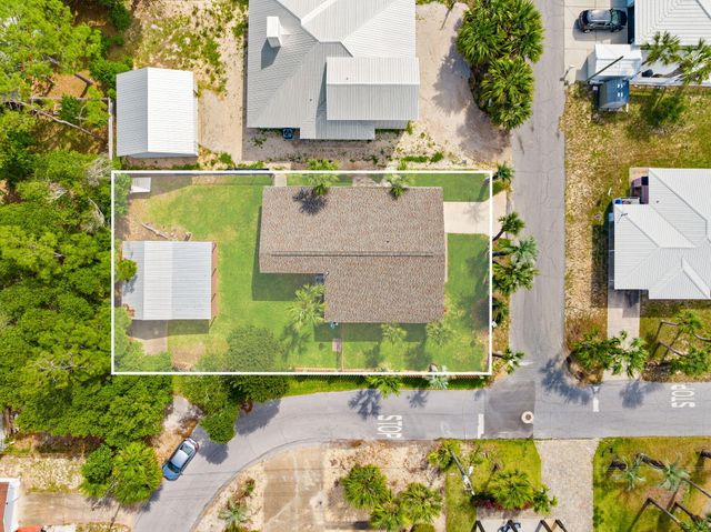 17850 Lynn Street, Panama City Beach, FL 32413