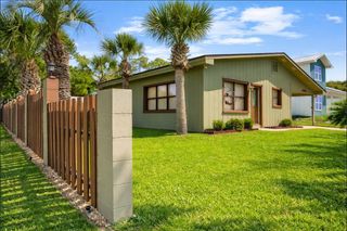 17850 Lynn Street, Panama City Beach, FL 32413