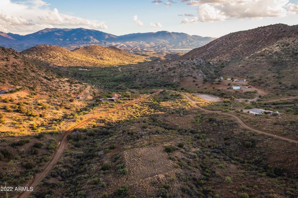 Image 18 of property listing at 000 Breezy Hill Drive 27, Globe, AZ 85501