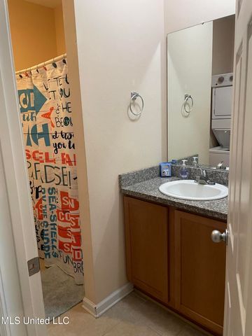 1276 Century Oaks Drive, A, Gulfport, MS 39507