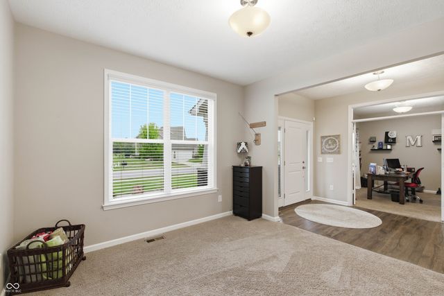 561 Windborough, Brownsburg, IN 46112