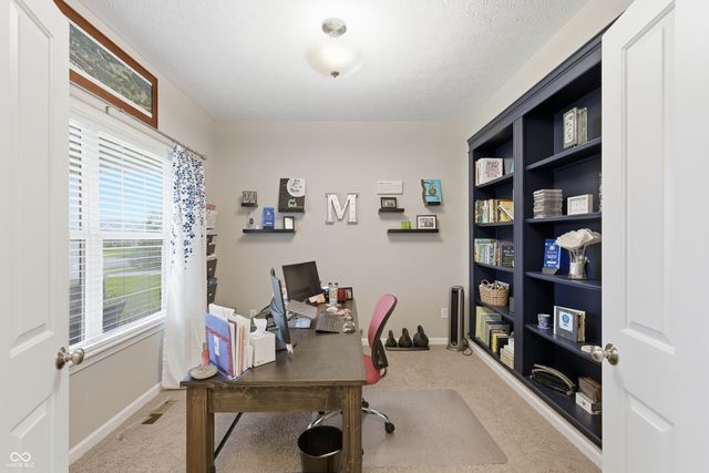 561 Windborough, Brownsburg, IN 46112