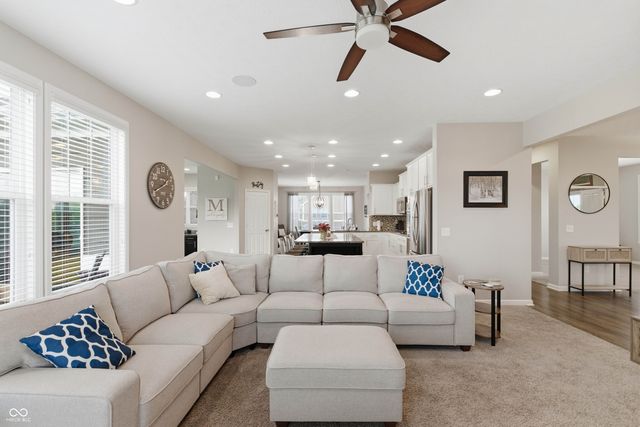 561 Windborough, Brownsburg, IN 46112