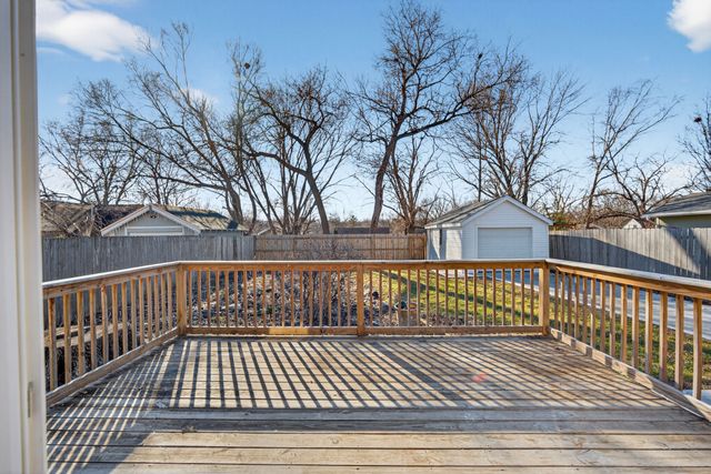 1618 Beaver Avenue, Des Moines, IA 50310