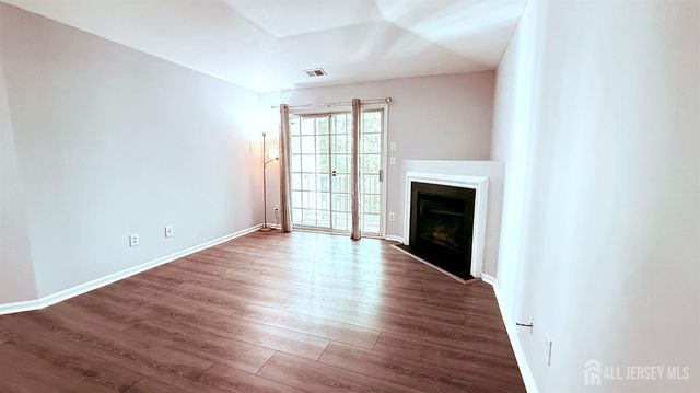 434 Waterford Drive, Edison, NJ 08817