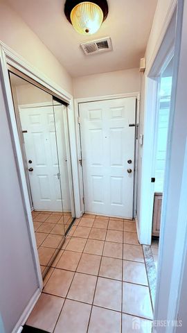 434 Waterford Drive, Edison, NJ 08817