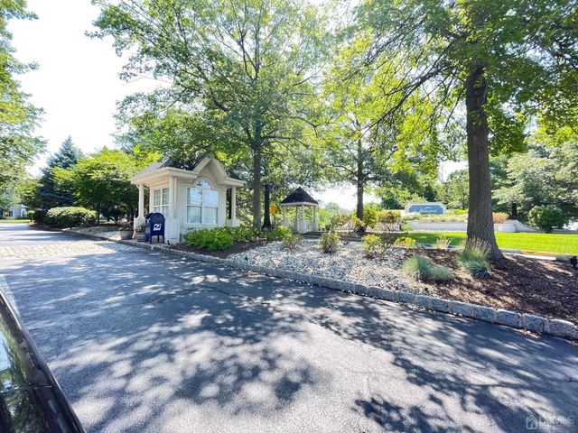 434 Waterford Drive, Edison, NJ 08817